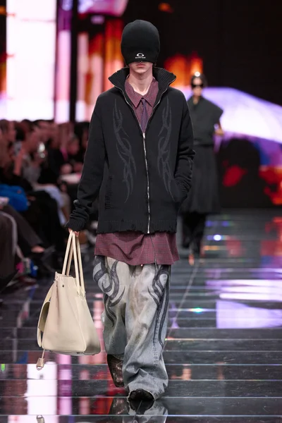 Look 39